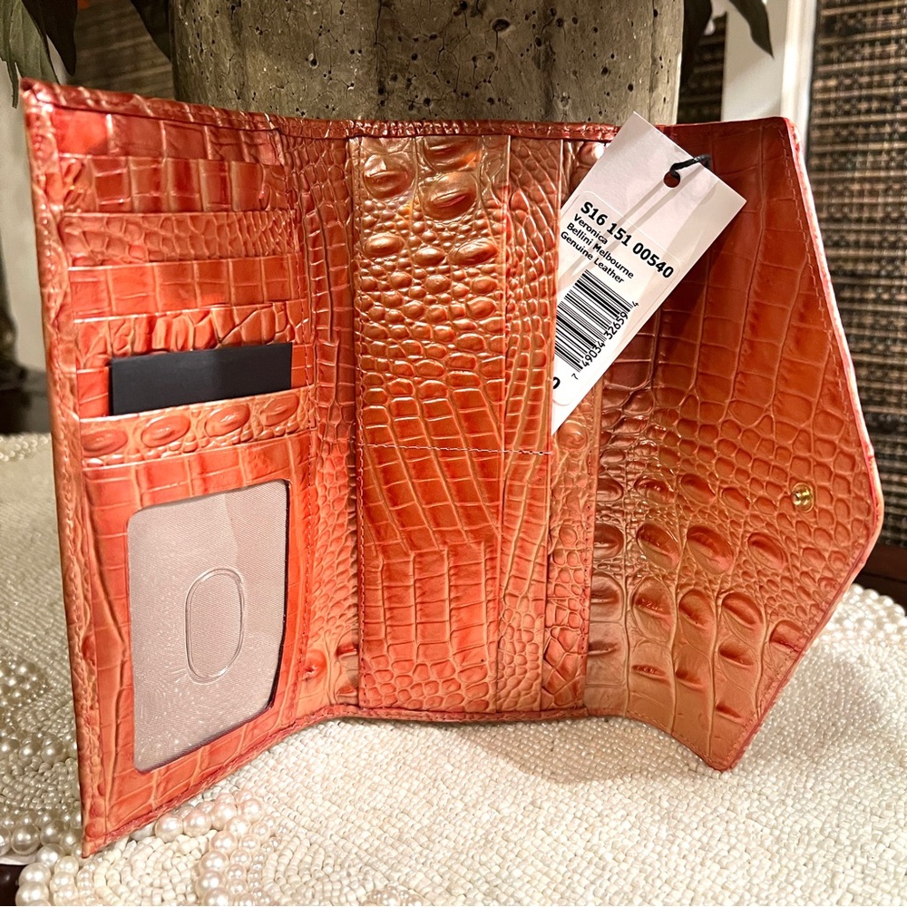 NWT Brahmin Croc-Embossed Leather Veronica Wallet, Bellini Melbourne - Picture 3 of 3